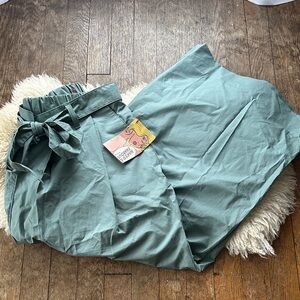 Naked & Famous Denim wide leg Green Cropped Pants